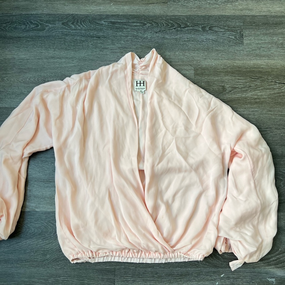 Haute Hippie blush oversized blouse. Sz S